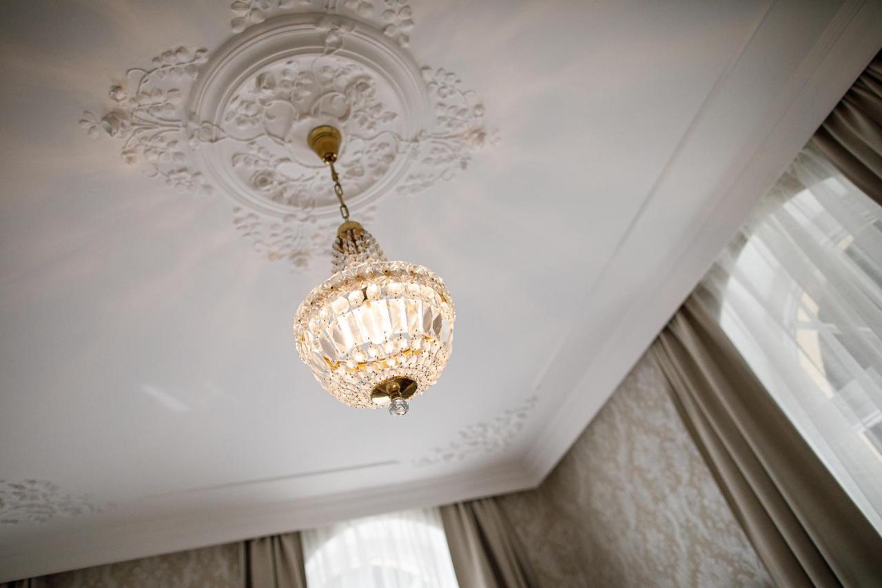 Villa Basileia Riverside 카를로비바리 외부 사진