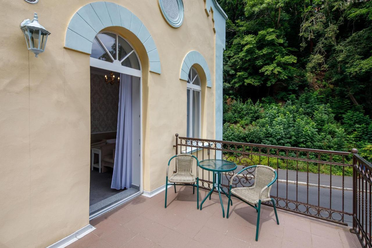 Villa Basileia Riverside 카를로비바리 외부 사진