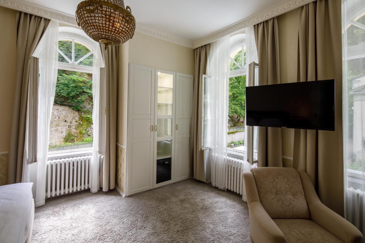 Villa Basileia Riverside 카를로비바리 외부 사진