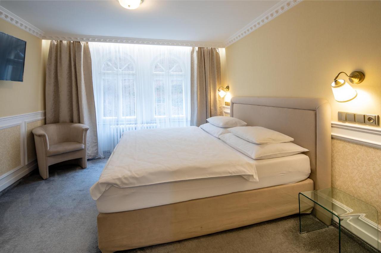 Villa Basileia Riverside 카를로비바리 외부 사진