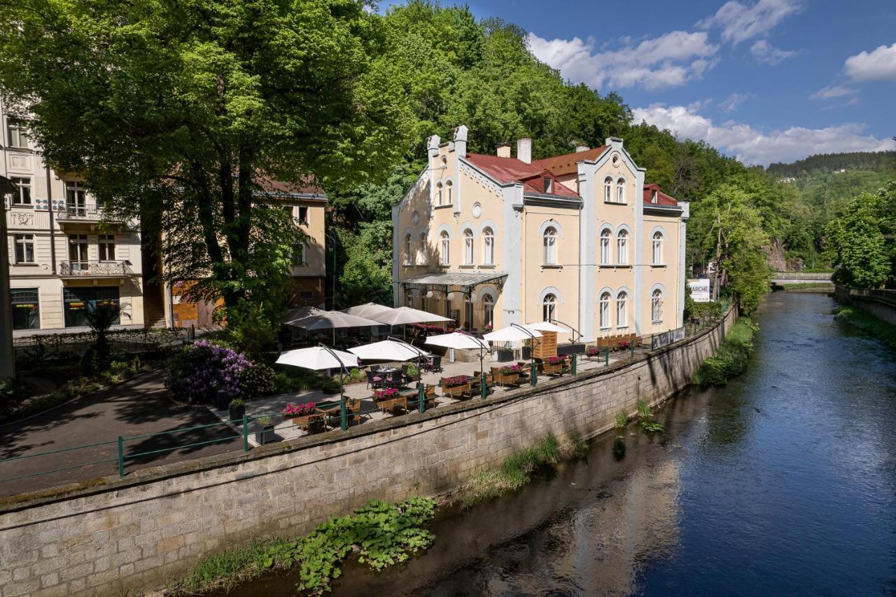 Villa Basileia Riverside 카를로비바리 외부 사진